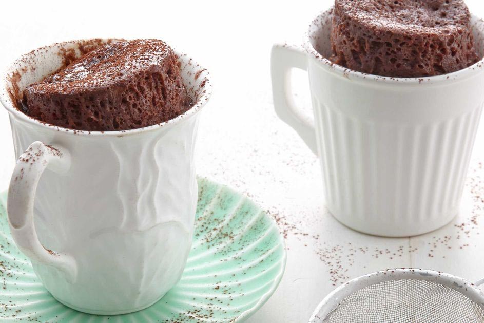 Mug cake (Bizcocho o Brownie) de chocolate al microondas taza - Exprés