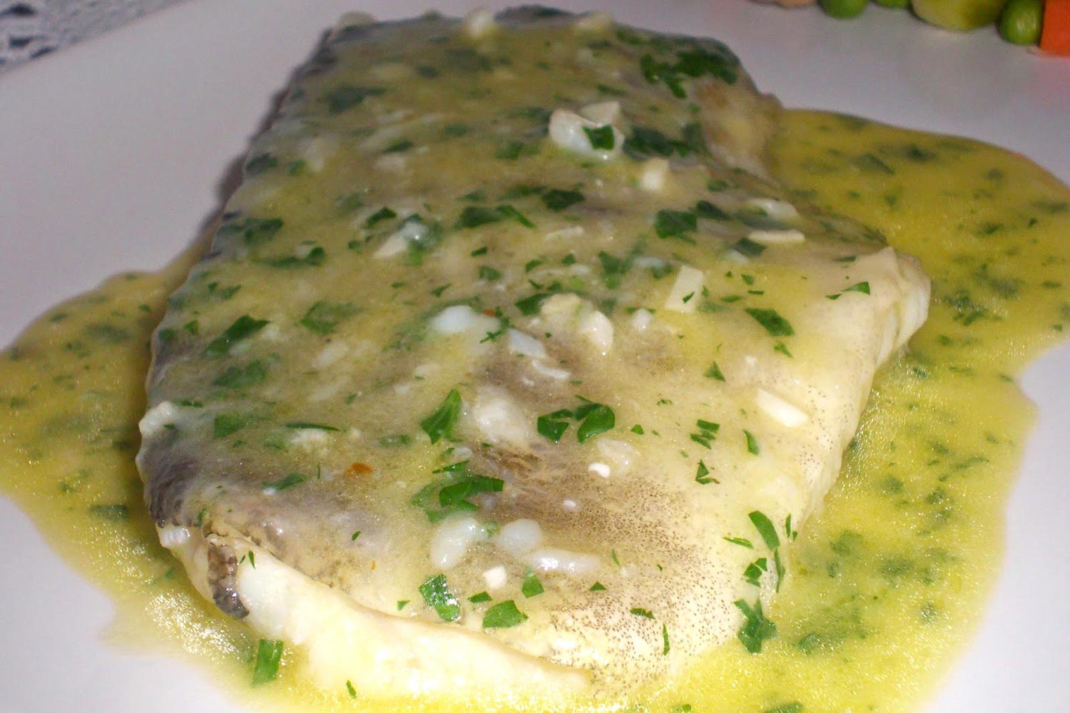 Fragua Premedicación Inferir Bacalao (pescado fresco) en salsa verde - Deliciosi.com