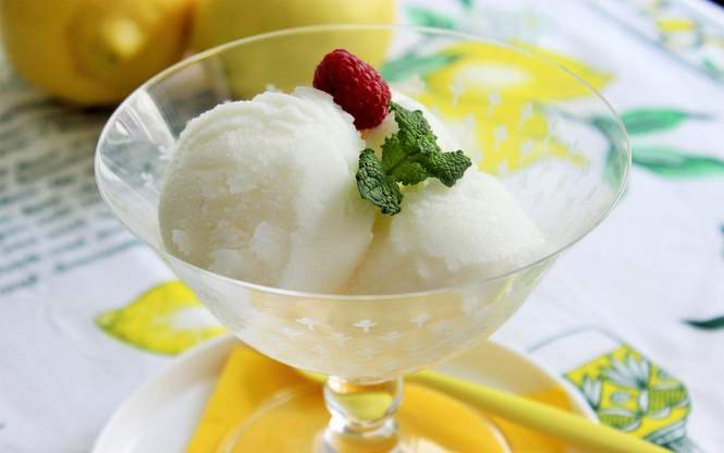 Sorbete helado de limón con Thermomix - ¡No puede faltar en verano!
